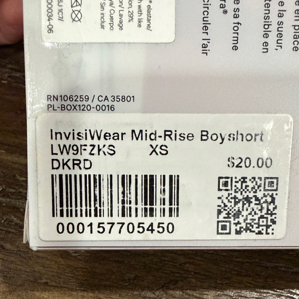 Lululemon InvisiWear Mid-Rise Boyshort Underwear - Red - XS - Picture 3 of 3